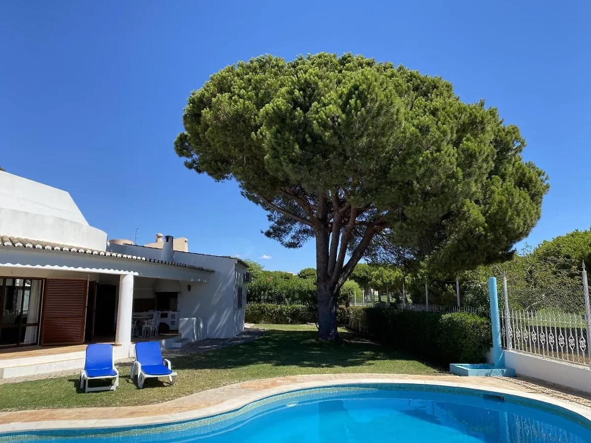 Villa Vivenda Julia E Tavares Vilamoura